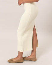 Spend a day skirt